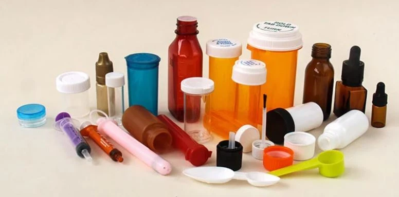 Disposable Plastic Specimen Collection Containers